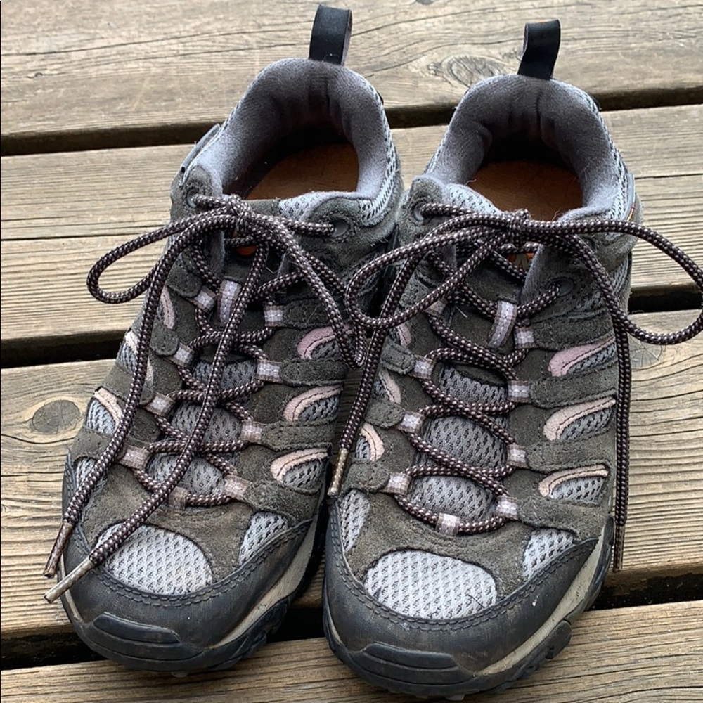 Merrill hiking shoes with Vibram 8.5